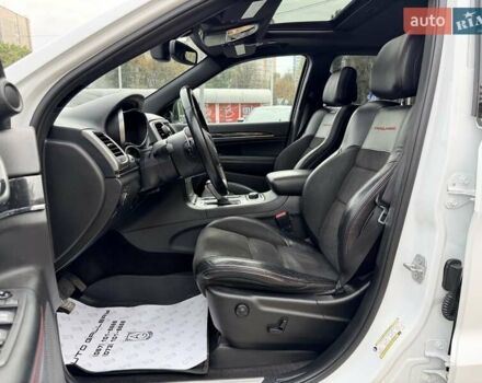 Білий Джип Grand Cherokee, об'ємом двигуна 3.6 л та пробігом 123 тис. км за 28500 $, фото 11 на Automoto.ua