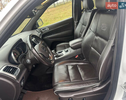 Белый Джип Гранд Чероки, объемом двигателя 3 л и пробегом 138 тыс. км за 29999 $, фото 19 на Automoto.ua