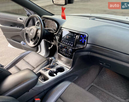 Білий Джип Grand Cherokee, об'ємом двигуна 3.6 л та пробігом 98 тис. км за 25300 $, фото 23 на Automoto.ua