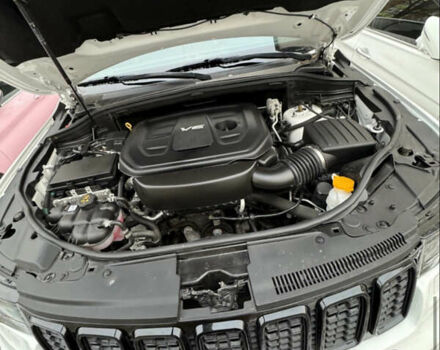 Белый Джип Гранд Чероки, объемом двигателя 3.6 л и пробегом 49 тыс. км за 28900 $, фото 5 на Automoto.ua