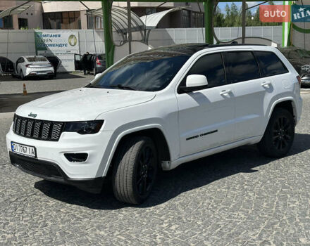 Белый Джип Гранд Чероки, объемом двигателя 3.6 л и пробегом 94 тыс. км за 22600 $, фото 2 на Automoto.ua