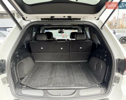 Білий Джип Grand Cherokee, об'ємом двигуна 3.6 л та пробігом 123 тис. км за 28500 $, фото 35 на Automoto.ua