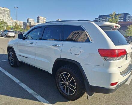 Білий Джип Grand Cherokee, об'ємом двигуна 3.6 л та пробігом 93 тис. км за 27777 $, фото 4 на Automoto.ua