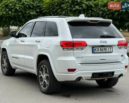 Білий Джип Grand Cherokee, об'ємом двигуна 5.65 л та пробігом 97 тис. км за 34900 $, фото 3 на Automoto.ua