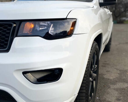 Білий Джип Grand Cherokee, об'ємом двигуна 3.6 л та пробігом 98 тис. км за 25300 $, фото 9 на Automoto.ua