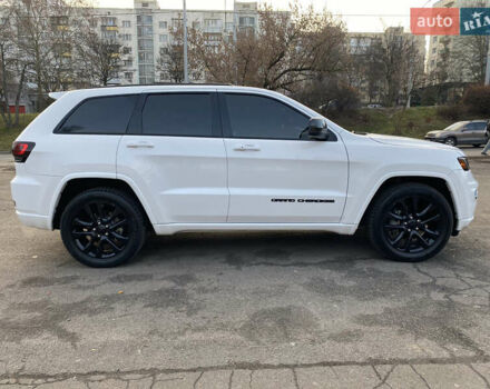 Білий Джип Grand Cherokee, об'ємом двигуна 3.6 л та пробігом 98 тис. км за 25300 $, фото 5 на Automoto.ua