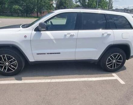 Белый Джип Гранд Чероки, объемом двигателя 2.99 л и пробегом 80 тыс. км за 32000 $, фото 2 на Automoto.ua