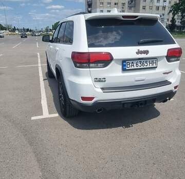 Белый Джип Гранд Чероки, объемом двигателя 2.99 л и пробегом 80 тыс. км за 32000 $, фото 3 на Automoto.ua