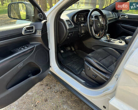Білий Джип Grand Cherokee, об'ємом двигуна 3.6 л та пробігом 118 тис. км за 27500 $, фото 13 на Automoto.ua