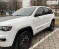 Белый Джип Гранд Чероки, объемом двигателя 5.7 л и пробегом 140 тыс. км за 38500 $, фото 3 на Automoto.ua