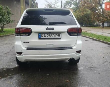 Белый Джип Гранд Чероки, объемом двигателя 3.61 л и пробегом 111 тыс. км за 21500 $, фото 3 на Automoto.ua