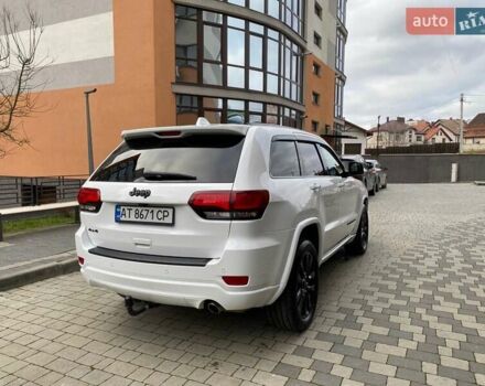 Белый Джип Гранд Чероки, объемом двигателя 3.6 л и пробегом 104 тыс. км за 25200 $, фото 10 на Automoto.ua