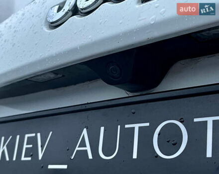 Белый Джип Гранд Чероки, объемом двигателя 3.6 л и пробегом 142 тыс. км за 22500 $, фото 12 на Automoto.ua