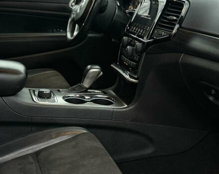 Білий Джип Grand Cherokee, об'ємом двигуна 3.6 л та пробігом 121 тис. км за 22800 $, фото 12 на Automoto.ua