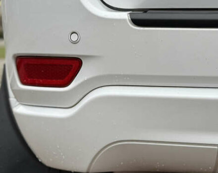 Білий Джип Grand Cherokee, об'ємом двигуна 3.6 л та пробігом 121 тис. км за 22800 $, фото 10 на Automoto.ua