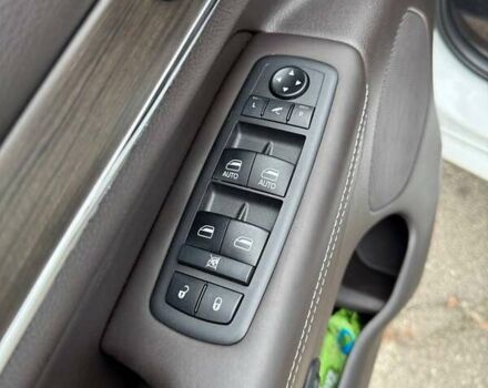 Белый Джип Гранд Чероки, объемом двигателя 2.99 л и пробегом 77 тыс. км за 38200 $, фото 21 на Automoto.ua