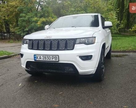 Белый Джип Гранд Чероки, объемом двигателя 3.61 л и пробегом 111 тыс. км за 21500 $, фото 6 на Automoto.ua