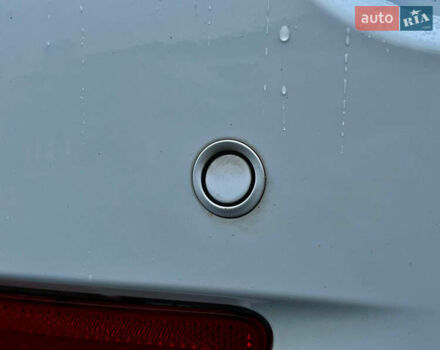 Белый Джип Гранд Чероки, объемом двигателя 3.6 л и пробегом 142 тыс. км за 22500 $, фото 13 на Automoto.ua