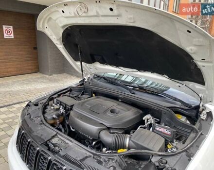 Белый Джип Гранд Чероки, объемом двигателя 3.6 л и пробегом 104 тыс. км за 25200 $, фото 41 на Automoto.ua