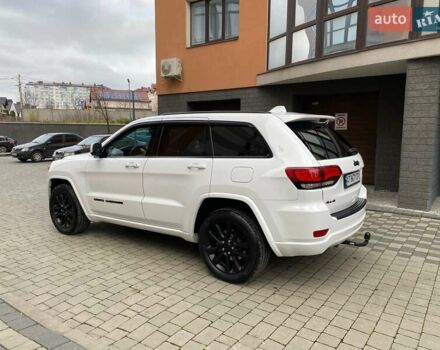 Белый Джип Гранд Чероки, объемом двигателя 3.6 л и пробегом 104 тыс. км за 25200 $, фото 6 на Automoto.ua