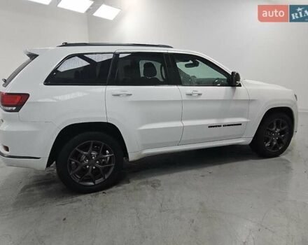 Белый Джип Гранд Чероки, объемом двигателя 3.6 л и пробегом 111 тыс. км за 6100 $, фото 2 на Automoto.ua