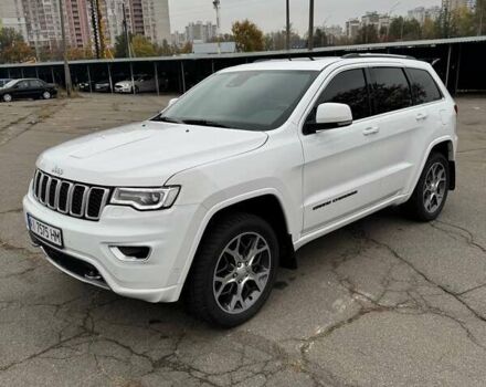 Белый Джип Гранд Чероки, объемом двигателя 2.99 л и пробегом 77 тыс. км за 38200 $, фото 2 на Automoto.ua