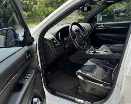 Белый Джип Гранд Чероки, объемом двигателя 3.6 л и пробегом 165 тыс. км за 29500 $, фото 7 на Automoto.ua