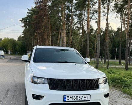 Белый Джип Гранд Чероки, объемом двигателя 3.6 л и пробегом 112 тыс. км за 20500 $, фото 1 на Automoto.ua