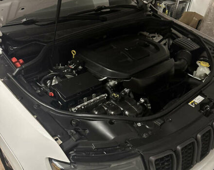 Білий Джип Grand Cherokee, об'ємом двигуна 3.6 л та пробігом 157 тис. км за 35000 $, фото 11 на Automoto.ua