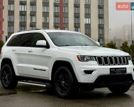 Белый Джип Гранд Чероки, объемом двигателя 3.6 л и пробегом 142 тыс. км за 22500 $, фото 5 на Automoto.ua