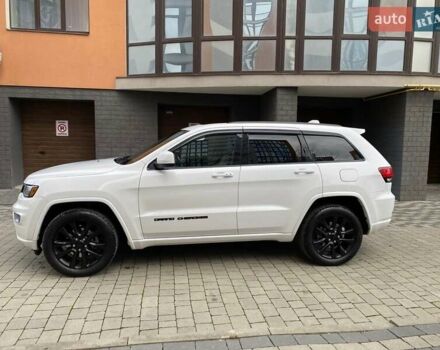 Белый Джип Гранд Чероки, объемом двигателя 3.6 л и пробегом 104 тыс. км за 25200 $, фото 3 на Automoto.ua