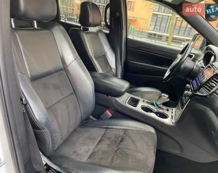 Белый Джип Гранд Чероки, объемом двигателя 3.6 л и пробегом 104 тыс. км за 25200 $, фото 35 на Automoto.ua