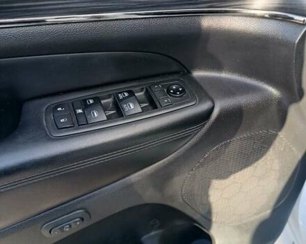 Белый Джип Гранд Чероки, объемом двигателя 5.65 л и пробегом 154 тыс. км за 28900 $, фото 18 на Automoto.ua