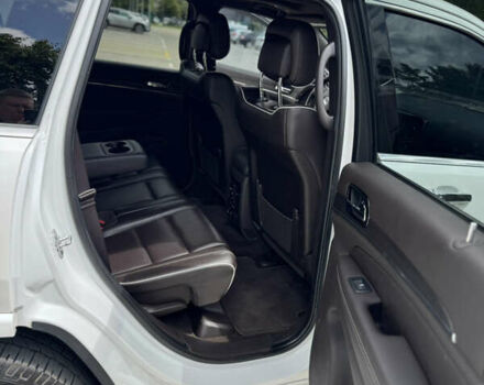 Белый Джип Гранд Чероки, объемом двигателя 3.6 л и пробегом 165 тыс. км за 29500 $, фото 9 на Automoto.ua