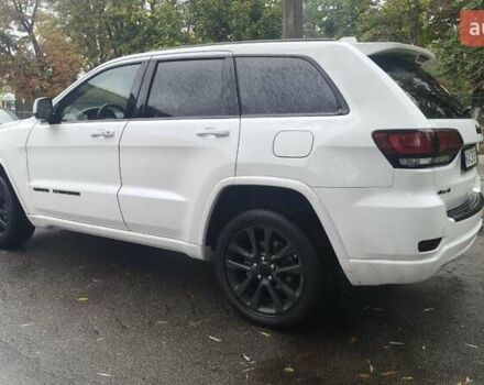 Белый Джип Гранд Чероки, объемом двигателя 3.61 л и пробегом 111 тыс. км за 21500 $, фото 14 на Automoto.ua