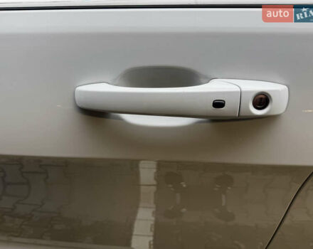 Белый Джип Гранд Чероки, объемом двигателя 3.6 л и пробегом 169 тыс. км за 21900 $, фото 9 на Automoto.ua