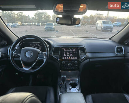 Джип Grand Cherokee 2020 у Житомирі на Automoto.ua Білий Джип Grand Cherokee, об'ємом двигуна 3.6 л та пробігом 98 тис. км за 25699 $, фото 6 на Automoto.ua