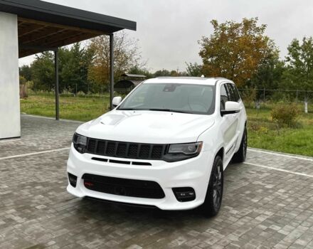 Джип Гранд Чероки 2020 в Луцке на Automoto.ua Белый Джип Гранд Чероки, объемом двигателя 5.7 л и пробегом 82 тыс. км за 29500 $, фото 4 на Automoto.ua