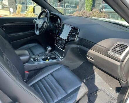 Белый Джип Гранд Чероки, объемом двигателя 3.6 л и пробегом 55 тыс. км за 21000 $, фото 11 на Automoto.ua