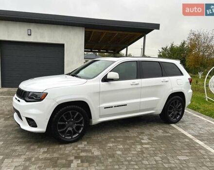 Джип Гранд Чероки 2020 в Луцке на Automoto.ua Белый Джип Гранд Чероки, объемом двигателя 5.65 л и пробегом 81 тыс. км за 29500 $, фото 40 на Automoto.ua