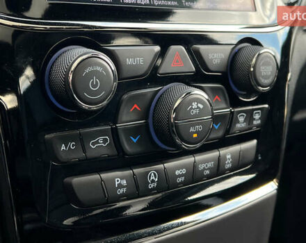 Білий Джип Grand Cherokee, об'ємом двигуна 3.6 л та пробігом 111 тис. км за 25500 $, фото 14 на Automoto.ua