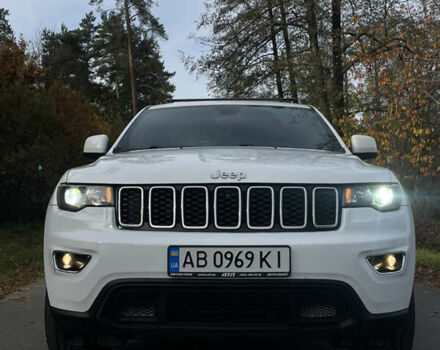Білий Джип Grand Cherokee, об'ємом двигуна 3.6 л та пробігом 71 тис. км за 21900 $, фото 1 на Automoto.ua