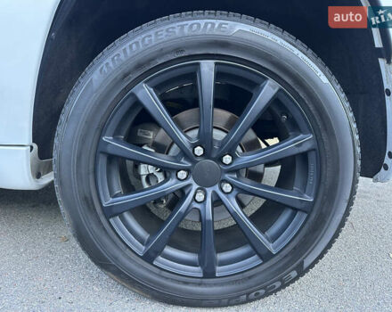 Джип Гранд Чероки 2020 в Киеве на Automoto.ua Белый Джип Гранд Чероки, объемом двигателя 5.7 л и пробегом 43 тыс. км за 35999 $, фото 22 на Automoto.ua