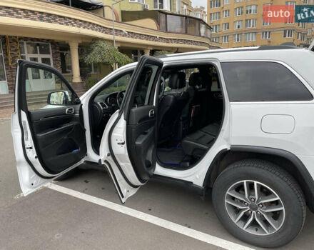 Білий Джип Grand Cherokee, об'ємом двигуна 3.6 л та пробігом 67 тис. км за 29999 $, фото 9 на Automoto.ua