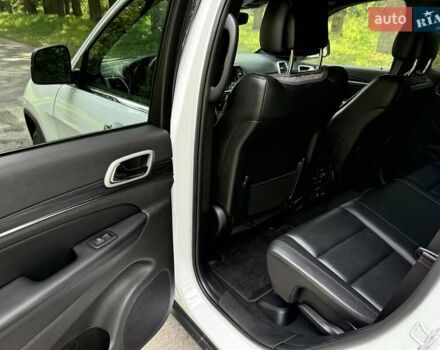 Білий Джип Grand Cherokee, об'ємом двигуна 3.6 л та пробігом 59 тис. км за 24500 $, фото 12 на Automoto.ua