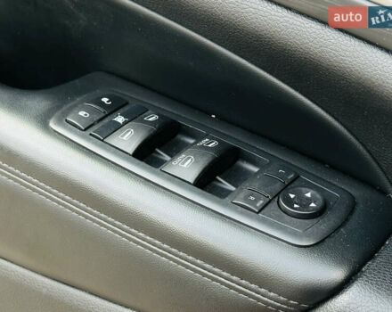 Белый Джип Гранд Чероки, объемом двигателя 3.6 л и пробегом 70 тыс. км за 27800 $, фото 27 на Automoto.ua