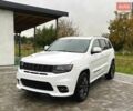Джип Гранд Чероки 2020 в Луцке на Automoto.ua Белый Джип Гранд Чероки, объемом двигателя 5.65 л и пробегом 81 тыс. км за 29500 $, фото 9 на Automoto.ua