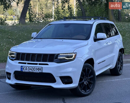 Джип Гранд Чероки 2020 в Киеве на Automoto.ua Белый Джип Гранд Чероки, объемом двигателя 5.7 л и пробегом 43 тыс. км за 35999 $, фото 2 на Automoto.ua