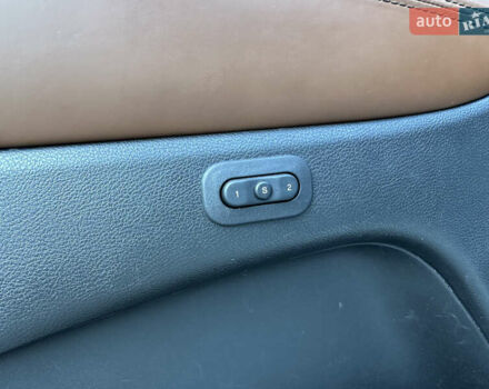 Джип Гранд Чероки 2020 в Киеве на Automoto.ua Белый Джип Гранд Чероки, объемом двигателя 5.7 л и пробегом 43 тыс. км за 35999 $, фото 33 на Automoto.ua