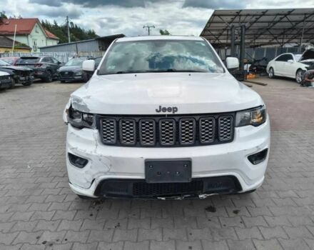 Білий Джип Grand Cherokee, об'ємом двигуна 0 л та пробігом 191 тис. км за 176800 $, фото 3 на Automoto.ua